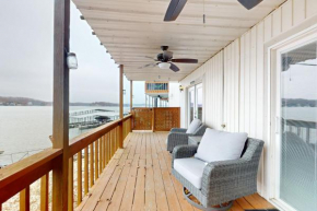 Lake Front Lookout